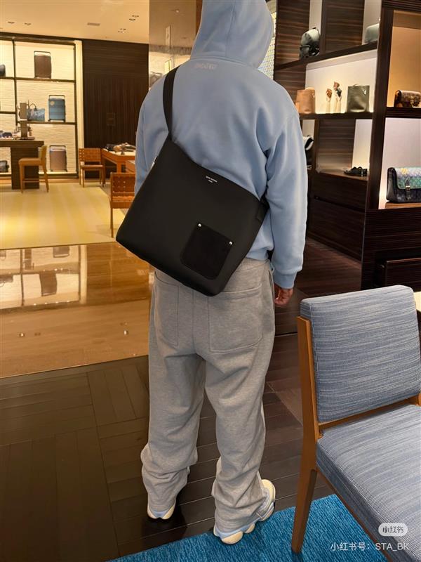 2026120181654864 270